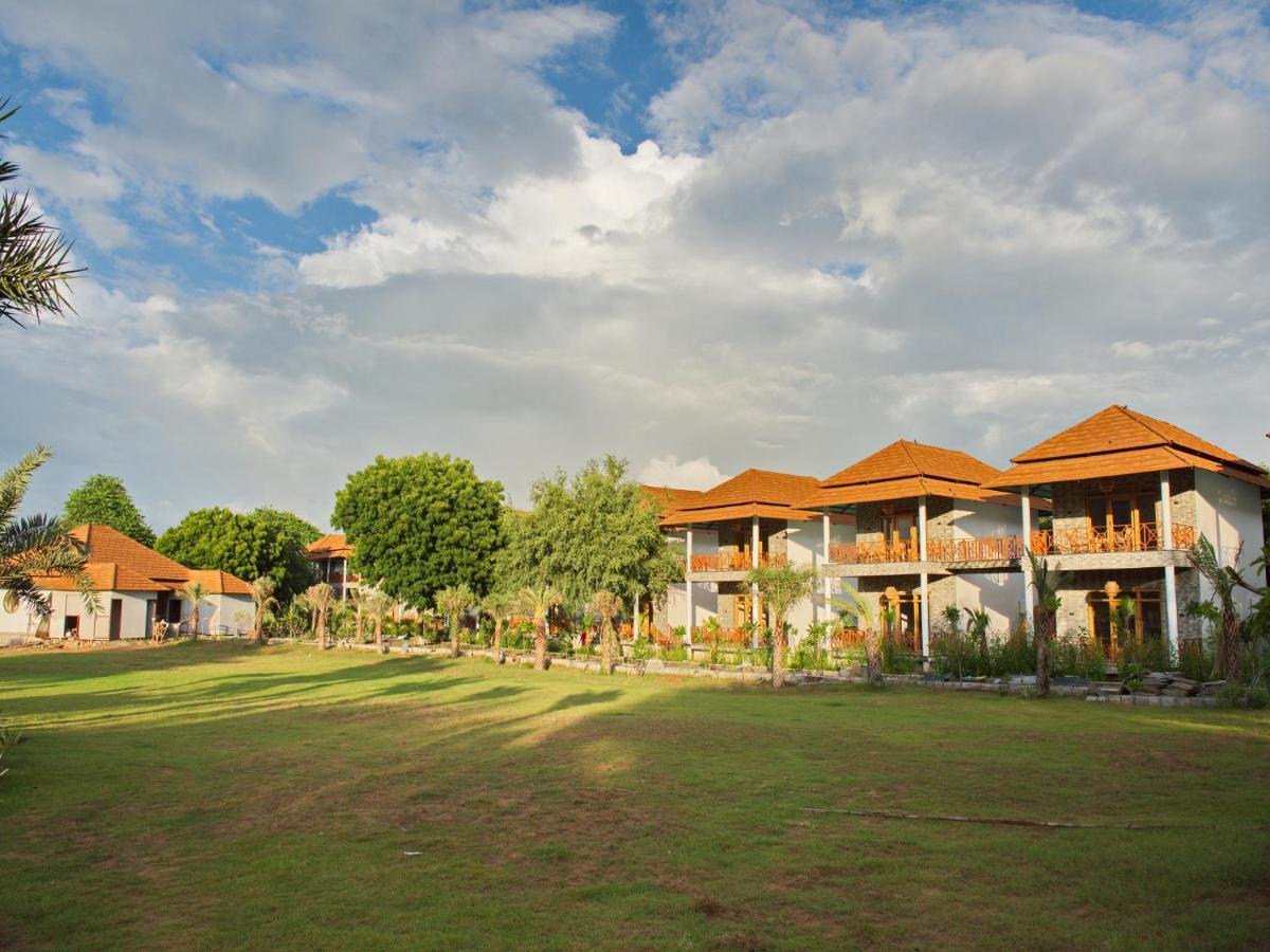 Wild Rose Resort And Spa Pushkar Dış mekan fotoğraf